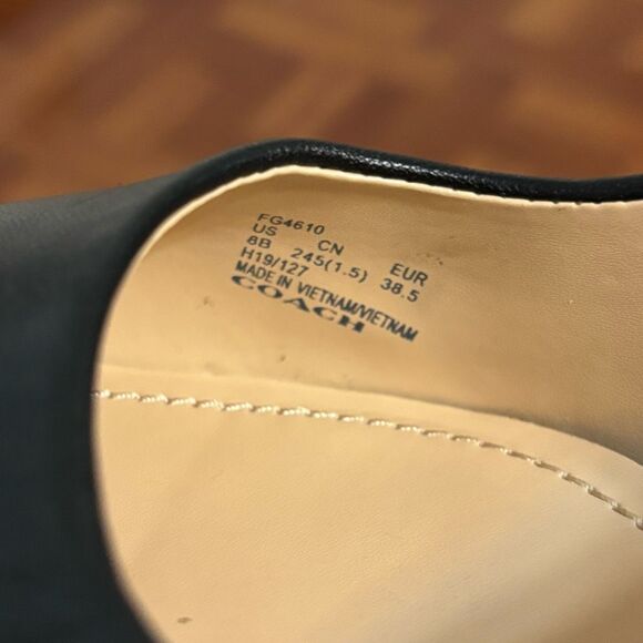 Coach WILLA Leather Studded Pumps Size 8 - Picture 7 of 7